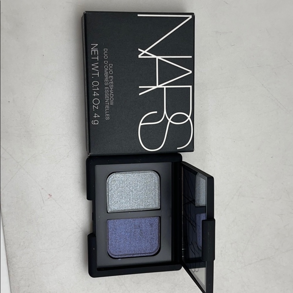 Nars eyeshadow Duo~ Jardin perdu 0.14 Oz - Picture 2 of 3